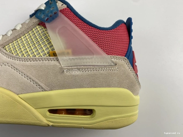 Union Retro Air Guava DC9533-800 Ice 4 Jordan 1101